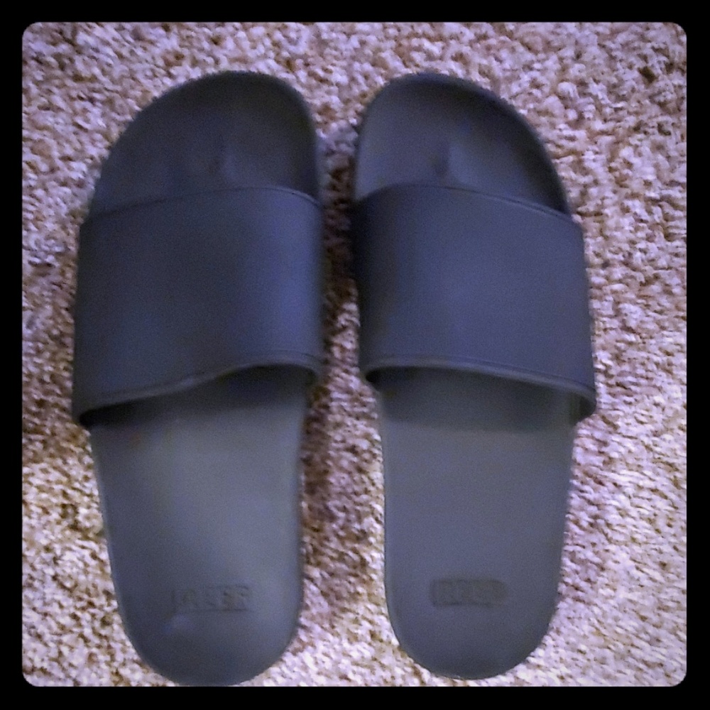 Reef slides